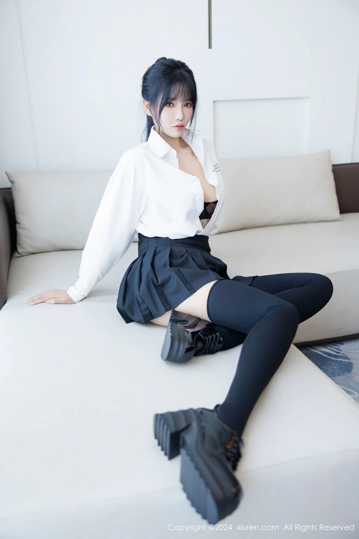 娜比私房性感黑色蕾丝内衣配超薄肉丝秀凹凸身材绝美写真 第 113 张