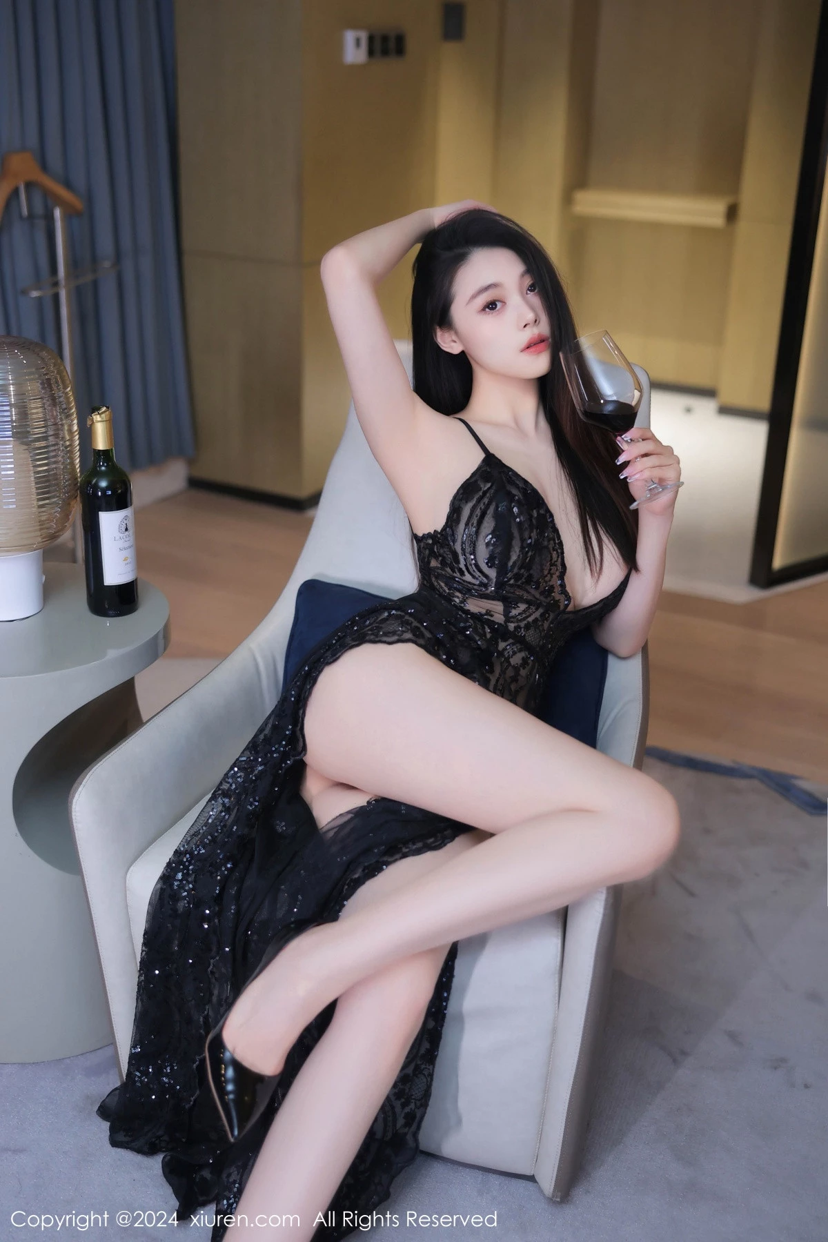 清妙浴室场景性感黑色轻透长裙半脱秀丰满身材撩人绝美写真 第 8 张