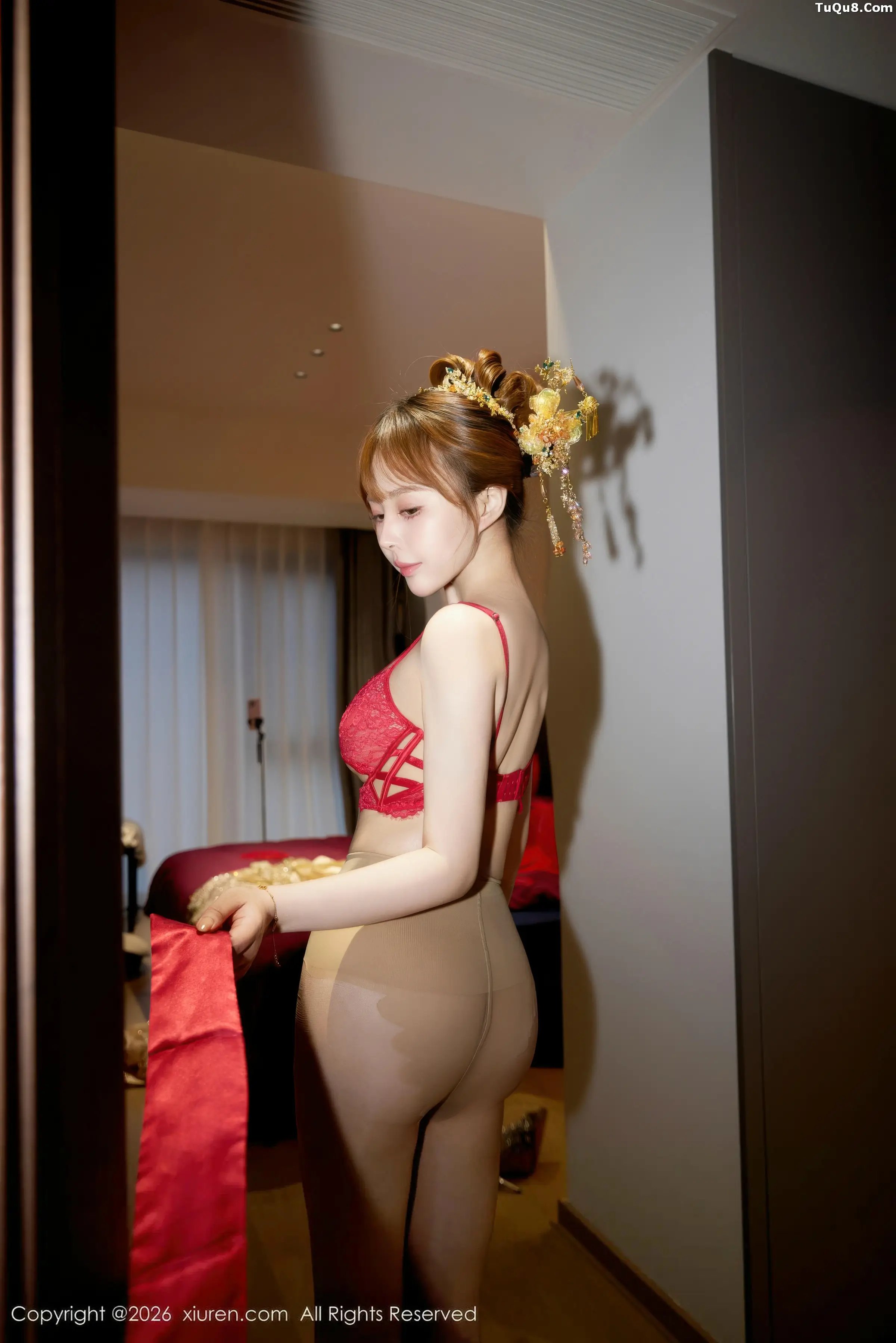 Evelyn性感秀禾服饰露红色内衣配超薄肉丝秀曼妙身姿绝美写真 第 53 张