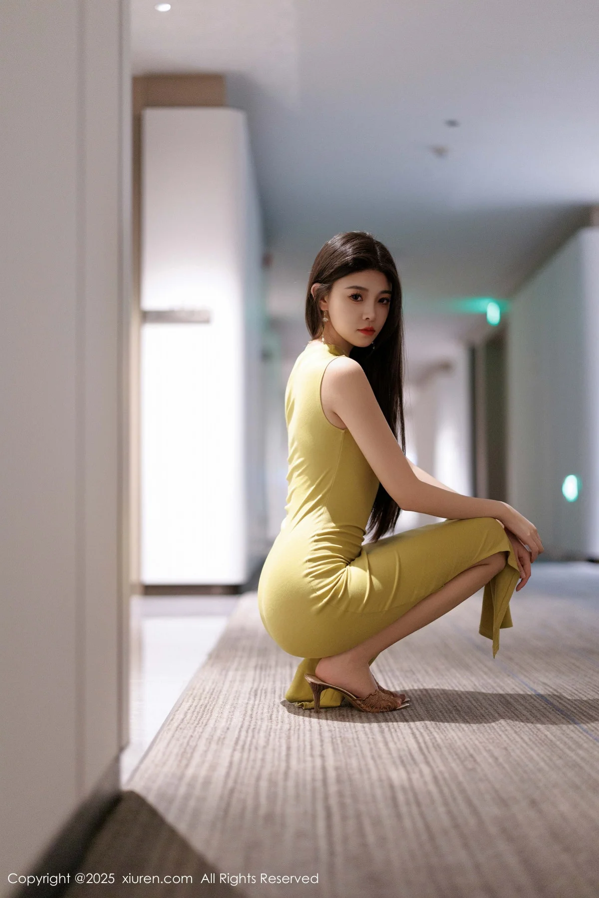 初梦瑶性感黄色连衣长裙+黑色蕾丝内衣秀曼妙身材绝美写真 第 16 张