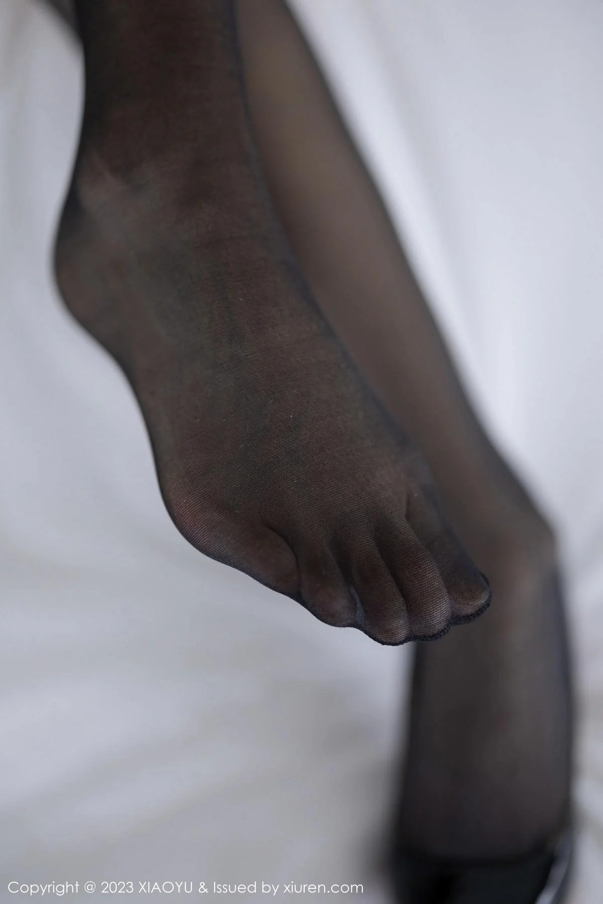 苏苏阿OL职业装露白色蕾丝内衣秀曼妙身姿迷人绝美写真 第 102 张
