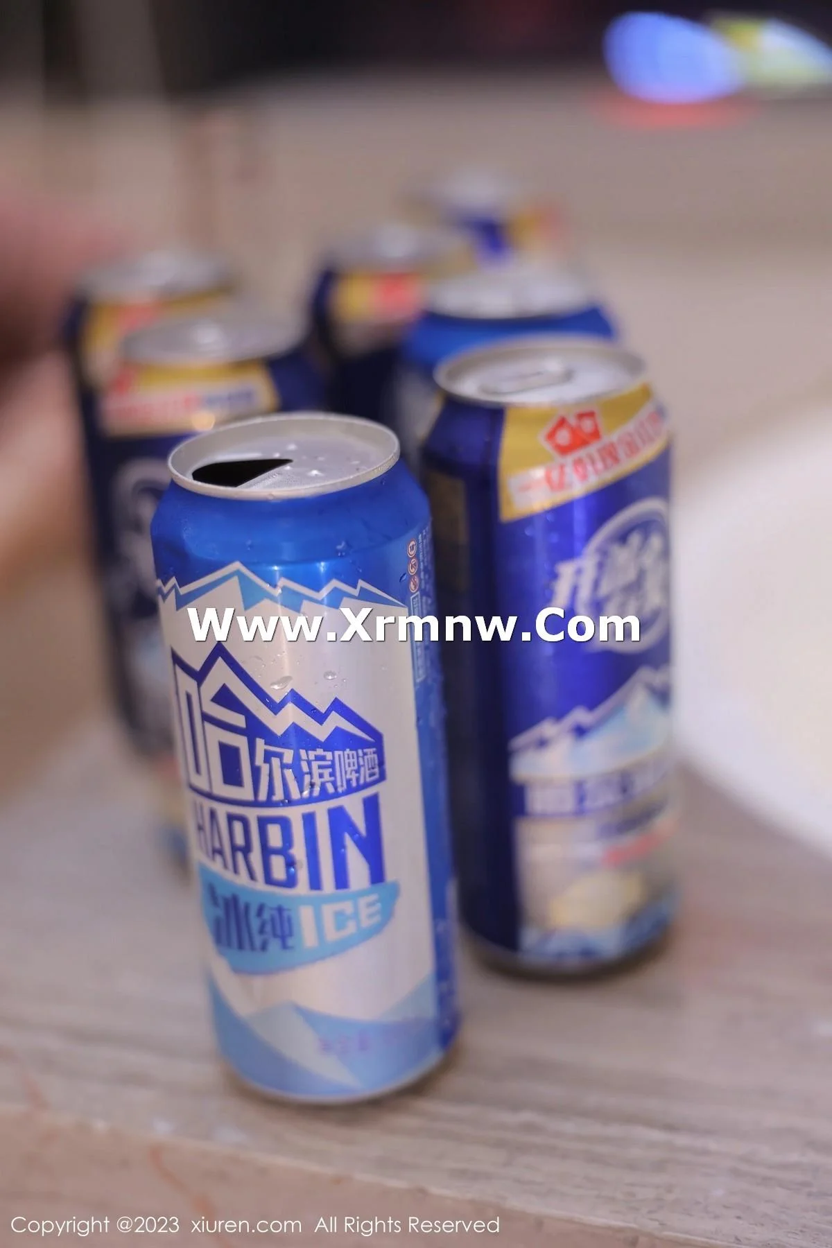 谢小蒽私房浴室红灰色轻透薄纱睡裙配超薄肉丝湿身绝美写真 第 28 张