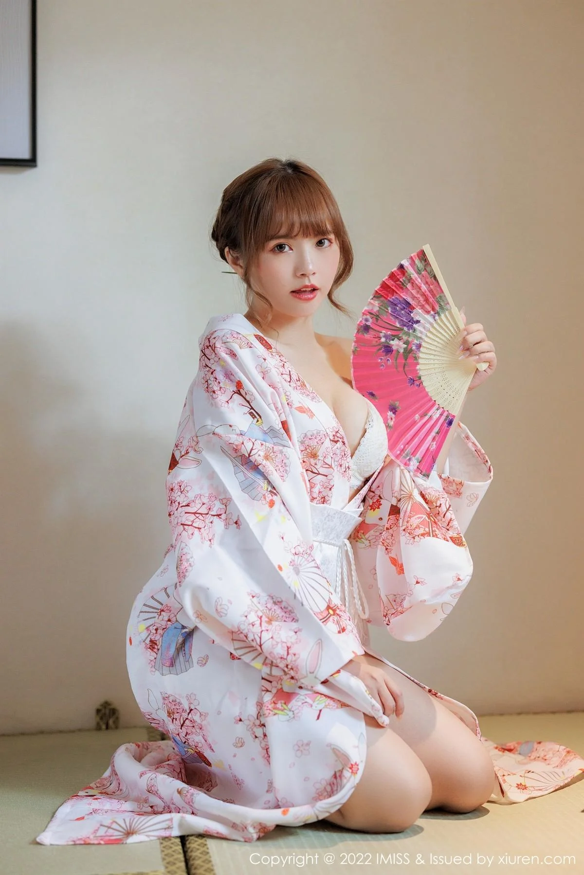 张思允Nice云南心愿旅拍半脱和服露蕾丝内衣完美绝美写真 第 32 张