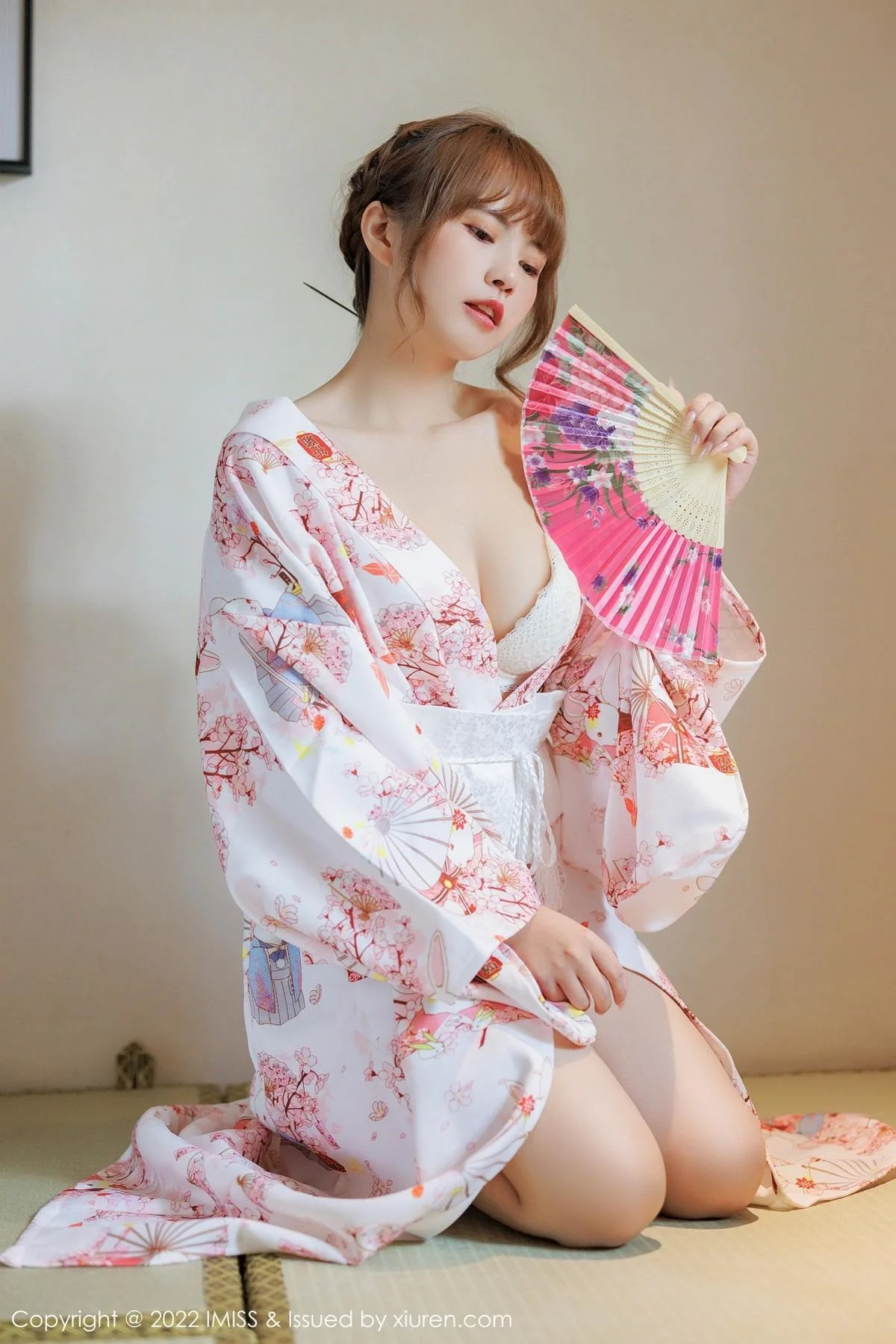 张思允Nice云南心愿旅拍半脱和服露蕾丝内衣完美绝美写真 第 36 张