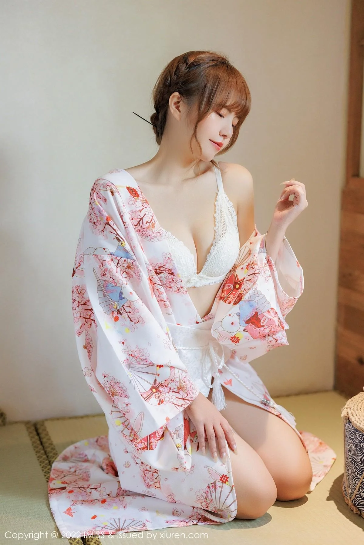张思允Nice云南心愿旅拍半脱和服露蕾丝内衣完美绝美写真 第 45 张