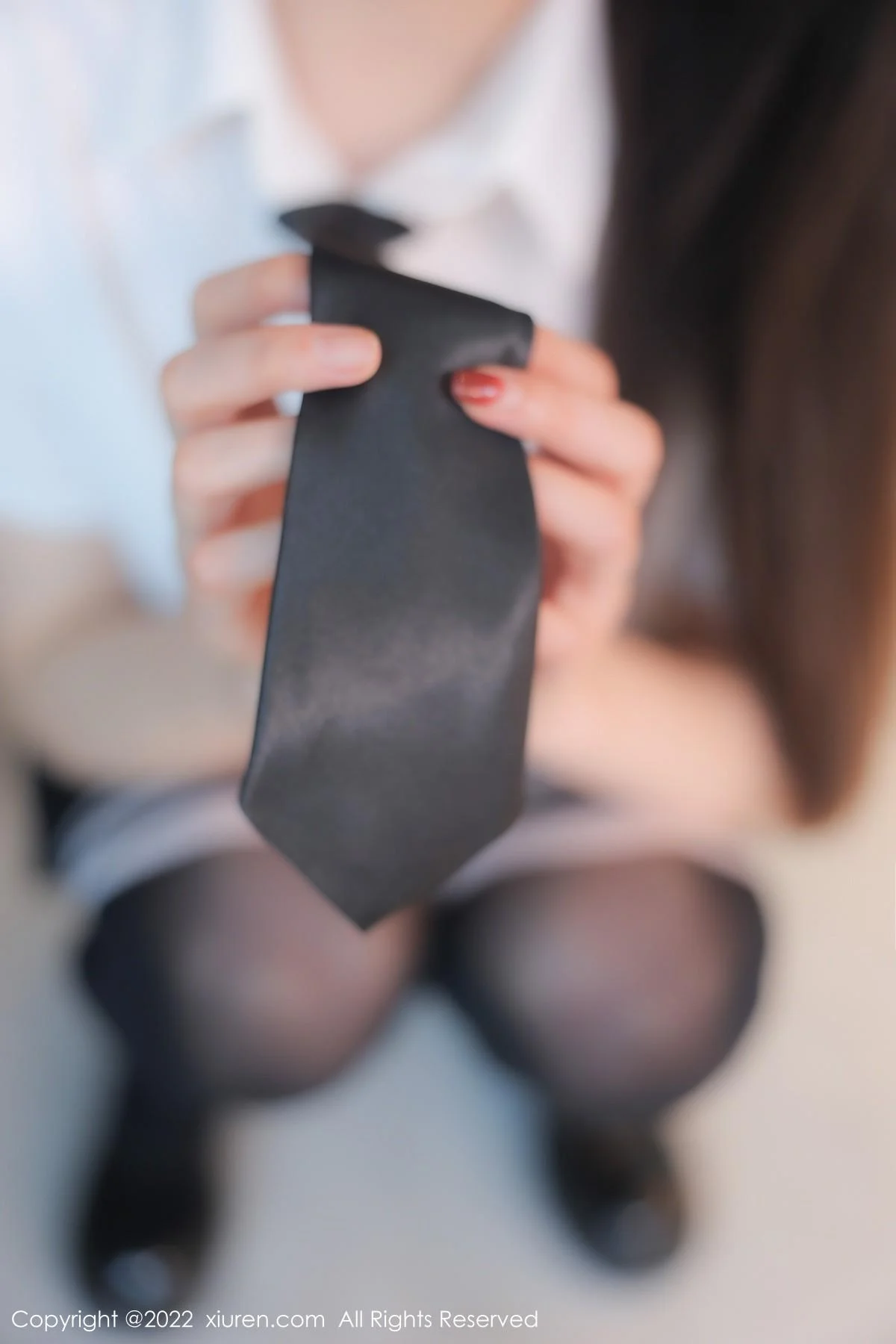 婠婠么性感学妹制服白色短T配黑短裙秀曼妙身姿绝美写真 第 52 张