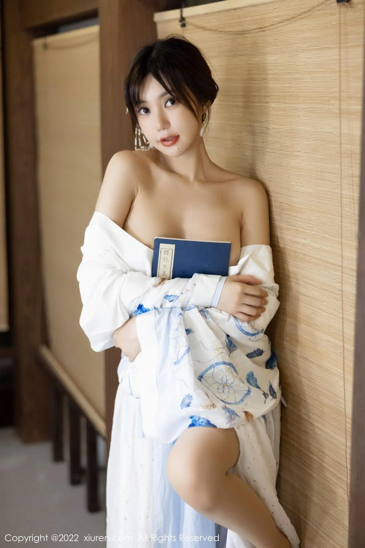 绮里嘉ula私房日式风性感和服配超薄无内肉丝极致绝美写真 第 31 张