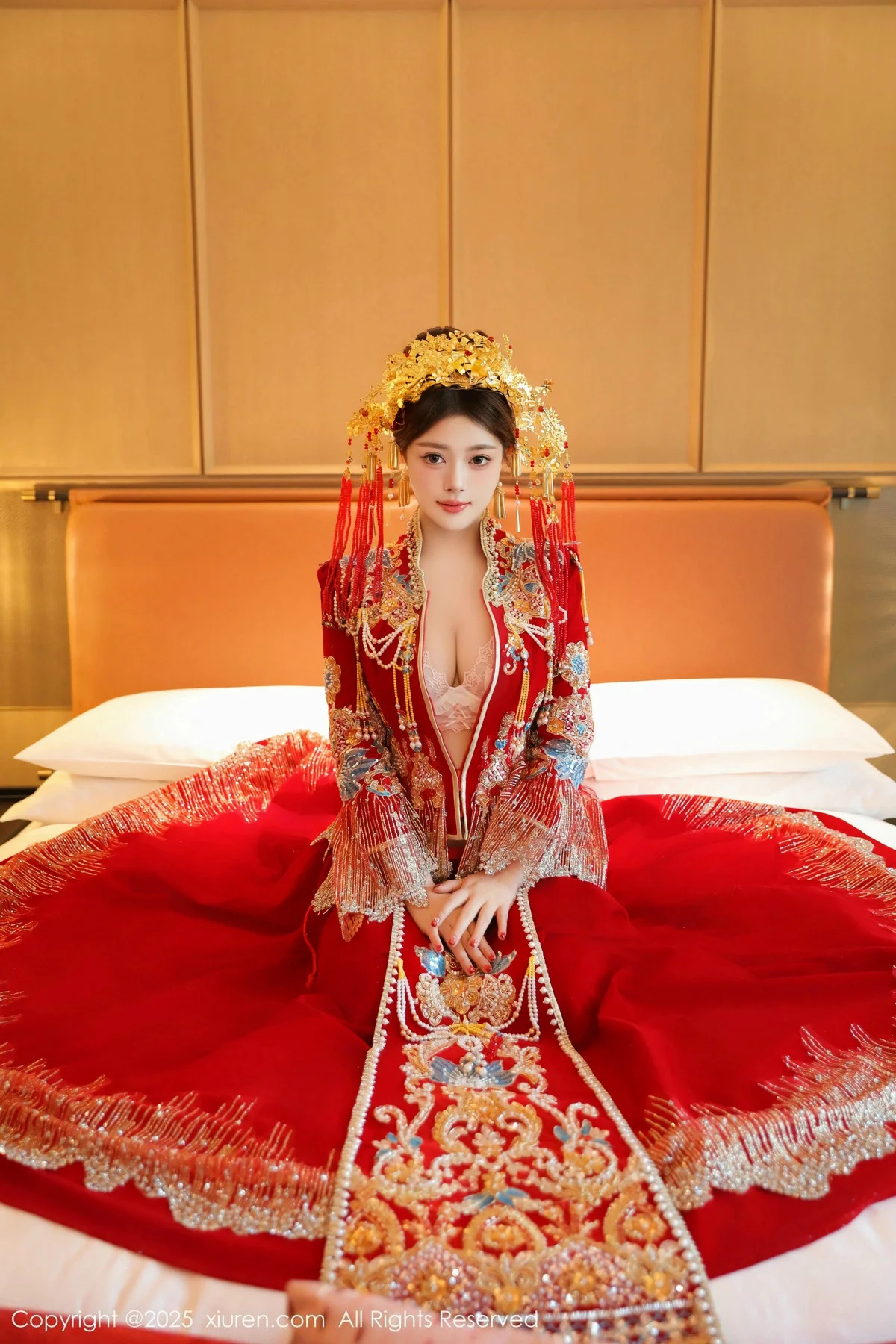 蛋蛋宝新年主题性感红色新娘装露白色内衣秀丰腴身材绝美写真 第 113 张