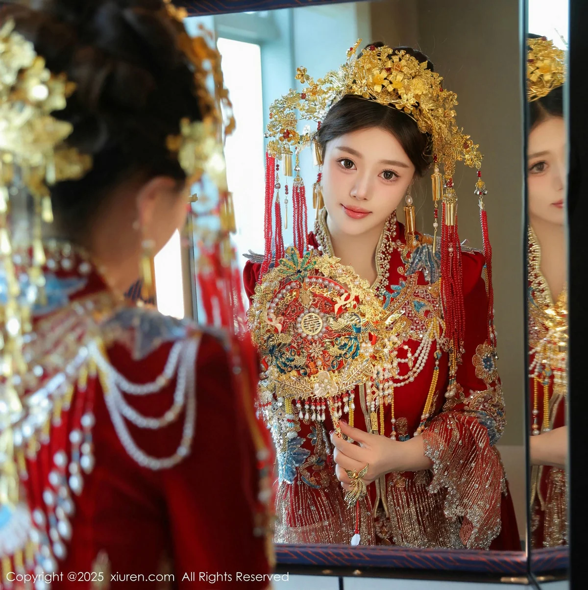 蛋蛋宝新年主题性感红色新娘装露白色内衣秀丰腴身材绝美写真 第 31 张