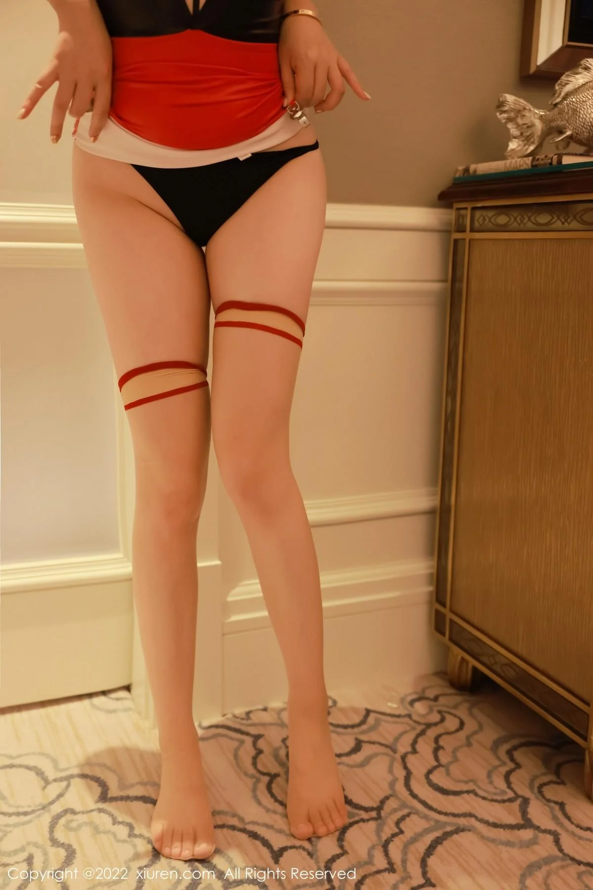 养乐多DoDo宾馆剧情性感黑色情趣服饰秀完美身材绝美写真 第 19 张